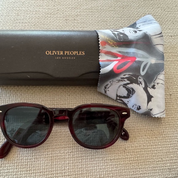 Oliver Peoples Sheldrake Tortoise with grey lens w/ hard case and “Pop” cloth